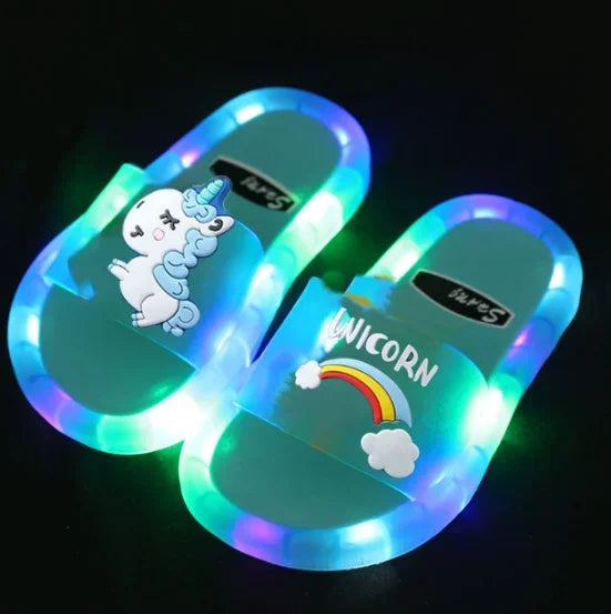 Kids Cartoon Unicorn Slippers – Light-Up Cute Summer Slides for Boys & Girls