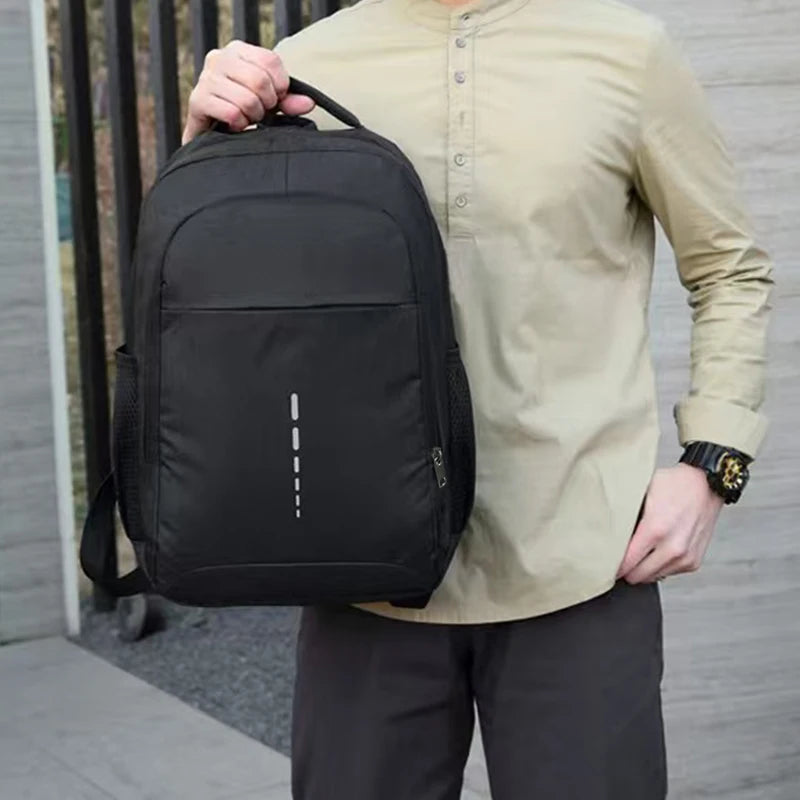 Fashionable Short-Distance Travel Backpack – Large Capacity, Convenient for Business, Meetings & Everyday Use